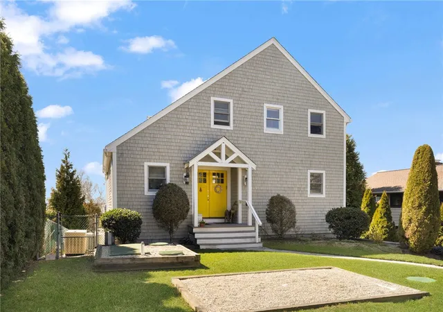 Homes for sale in Jamestown, RI | 109 Umiak Ave, Jamestown, RI 02835 | MLS# 1409605