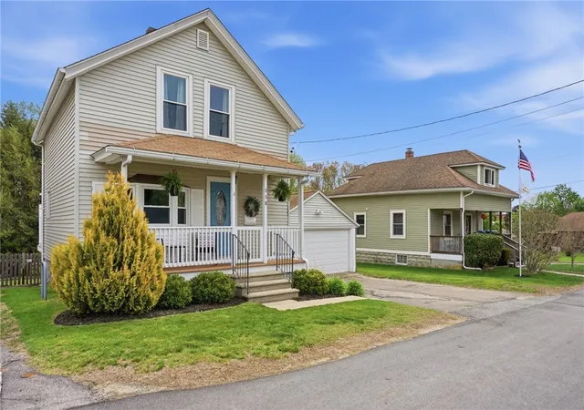Homes for sale in North Smithfield, RI | 118 Bellevue Ave, North Smithfield, RI 02896 | MLS# 1412232