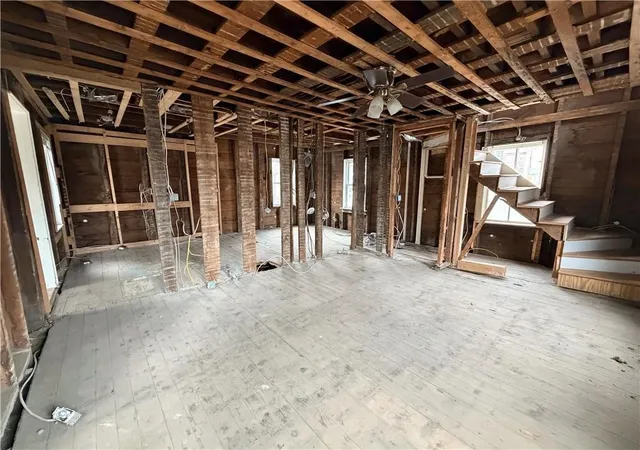 Homes for sale in Warren, RI | 51 Cutler St, Warren, RI 02885 | MLS# 1411973