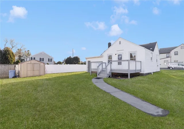 Photo 3 of Single family home for sale at 1609 W Main Rd, Middletown, RI 02842 | MLS# 1412277 | Listing updated on 2026-07-10