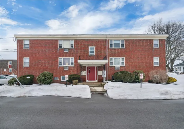 Homes for sale in North Providence, RI | 5 Garibaldi St #33, North Providence, RI 02911 | MLS# 1412325