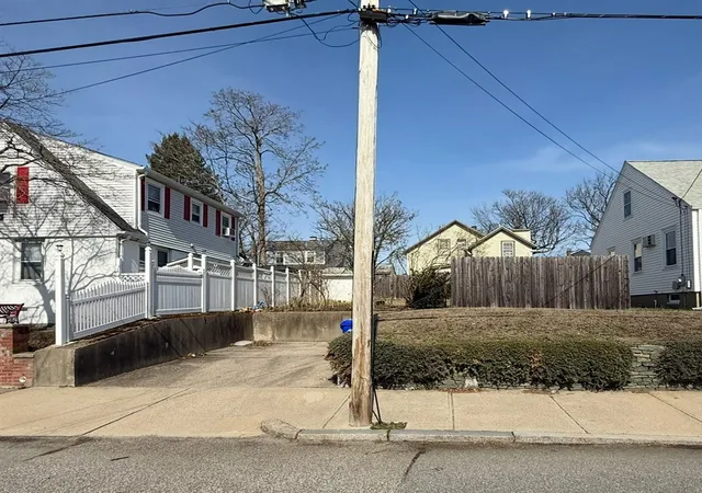Homes for sale in Providence, RI | 28 Messina St, Providence, RI 02908 | MLS# 1412376