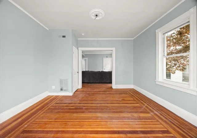 3rd image of 310 Orms St, Providence, RI 02908 | MLS# 1412328