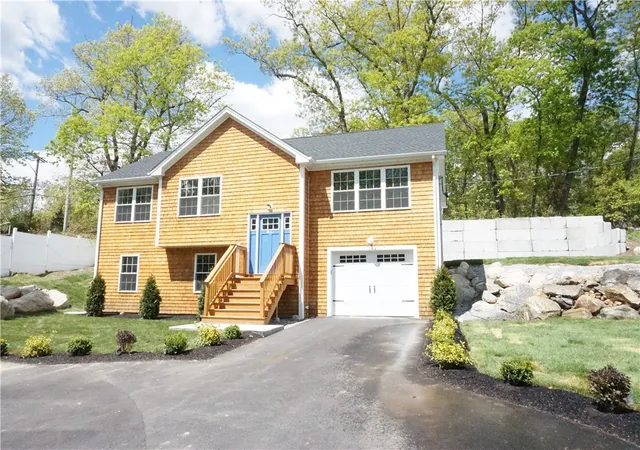 Photo 1 of Single family home for sale at 178 Highland St, Cranston, RI 02920 | MLS# 1412408 | Listing updated on 2026-06-25