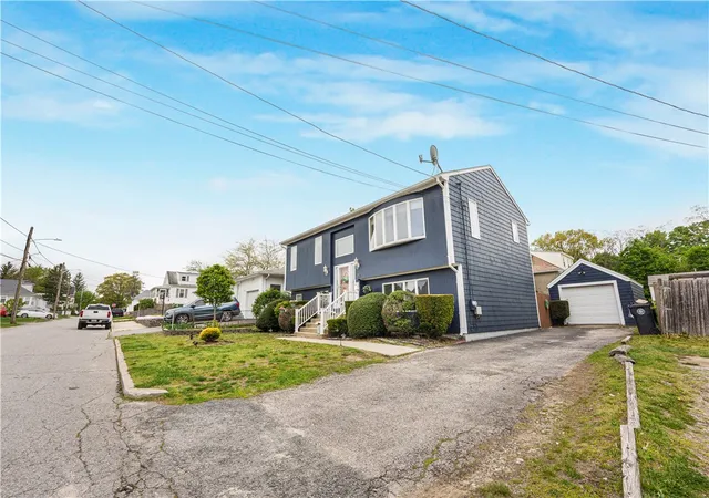 35th image of 25 Doane St, Cranston, RI 02910 | MLS# 1412464
