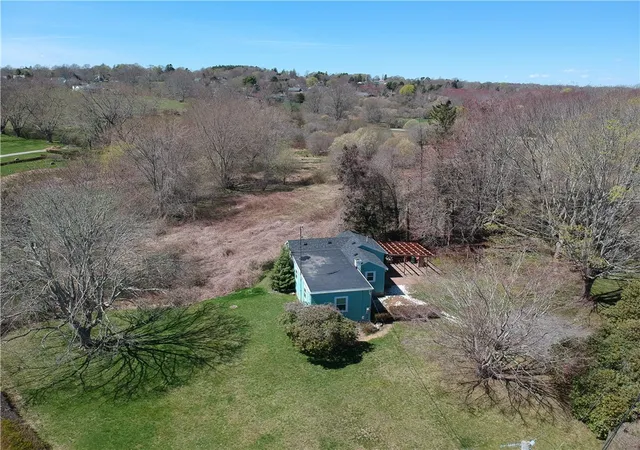 Photo 3 of Single family home for sale at 58 Vaucluse Ave, Middletown, RI 02842 | MLS# 1412416 | Listing updated on 2026-06-25
