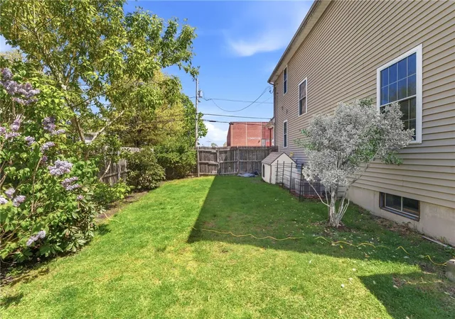 Homes for sale in Cranston, RI | 61 Metropolitan Ave, Cranston, RI 02920 | MLS# 1412515