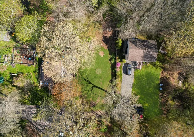 4th image of 7 Winterberry Rd, Narragansett, RI 02882 | MLS# 1412037