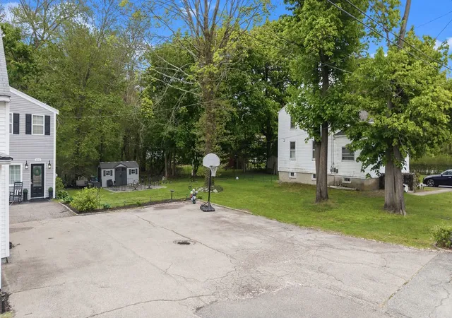 5th image of 102 Sayles Ave, Warwick, RI 02889 | MLS# 1412530