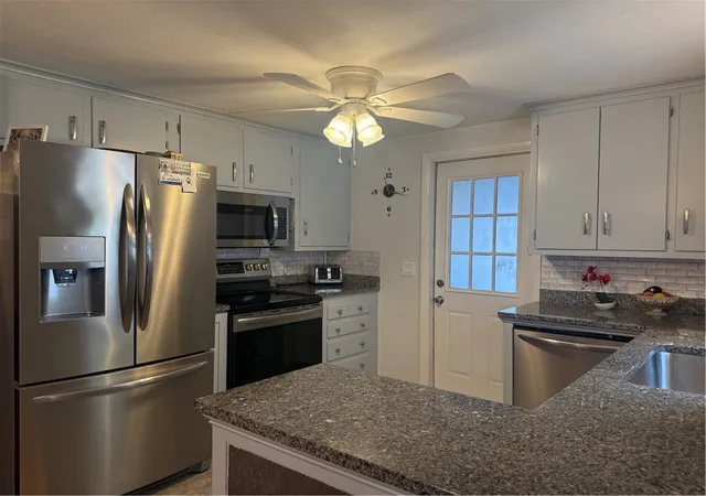 Photo 3 of Sale Pending at 124 Zinnia Dr, Cranston, RI 02920 | MLS# 1412196 | Listing updated on 2026-07-06