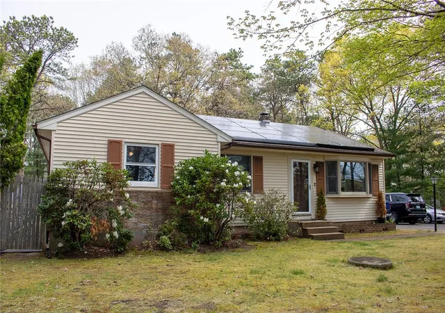 2nd image of 27 Club House Rd, Coventry, RI 02816 | MLS# 1412636