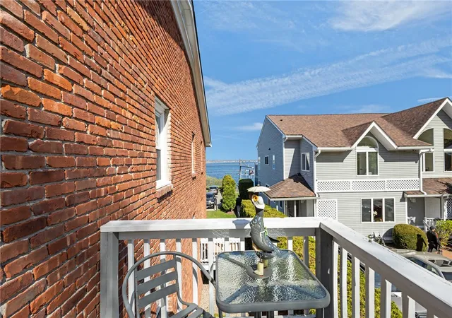 Homes for sale in Warwick, RI | 4080 Post Rd #10, Warwick, RI 02886 | MLS# 1412592