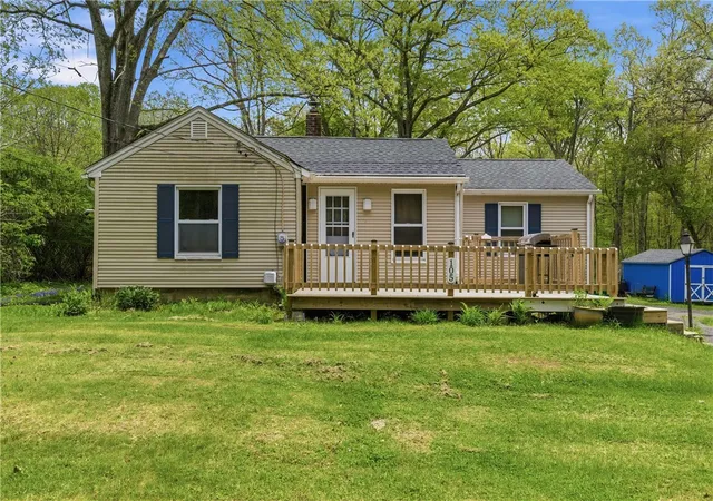 Homes for sale in Scituate, RI | 105 William Henry Rd, Scituate, RI 02857 | MLS# 1412579