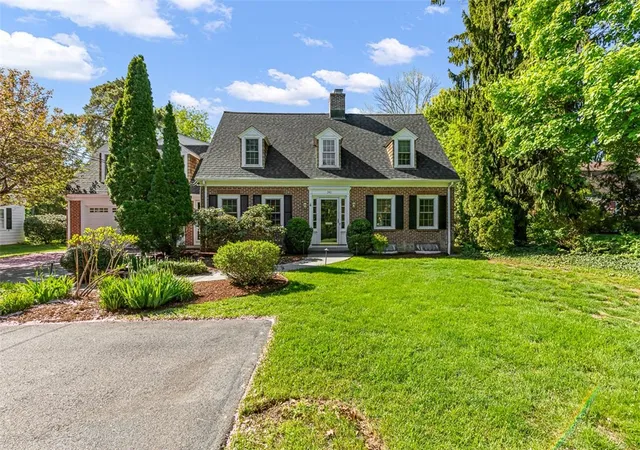 1st image of 340 Newman Ave, East Providence, RI 02916 | MLS# 1412539