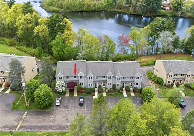 Homes for sale in Smithfield, RI | 23 Waterview Dr #B, Smithfield, RI 02917 | MLS# 1412438