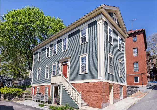 Homes for sale in Providence, RI | 48 North Ct #3, Providence, RI 02903 | MLS# 1412632