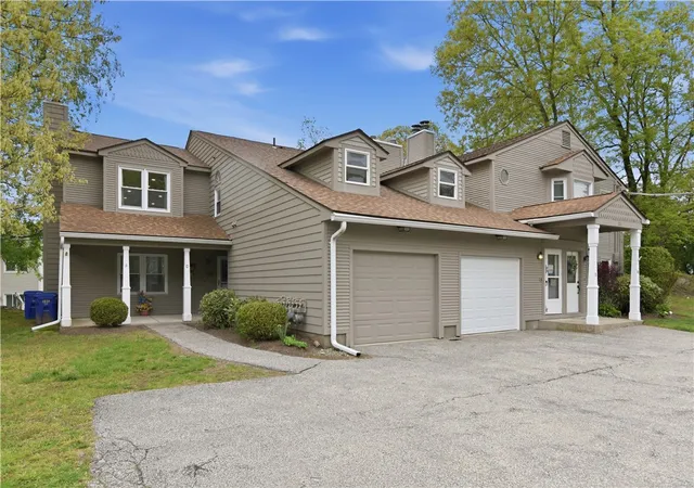Homes for sale in North Providence, RI | 38 Stone Trl #C, North Providence, RI 02904 | MLS# 1412828