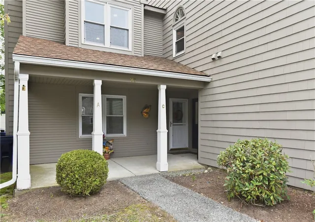 Homes for sale in North Providence, RI | 38 Stone Trl #C, North Providence, RI 02904 | MLS# 1412828