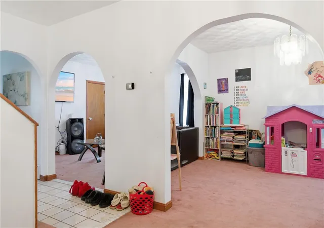 5th image of 291 California Ave, Providence, RI 02905 | MLS# 1412834