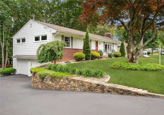 48th image of 198 Northbridge Ave, Warwick, RI 02886 | MLS# 1412788