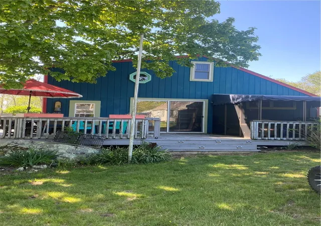 3rd image of 0 Beach Rd, Portsmouth, RI 02871 | MLS# 1412850