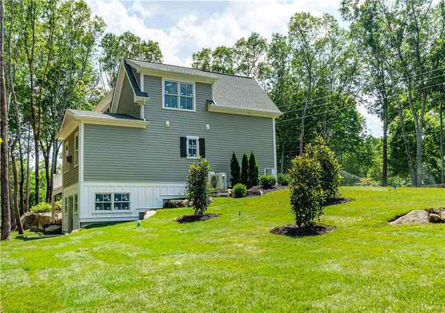 11th image of 520 Greenbush Rd, East Greenwich, RI 02818 | MLS# 1412908