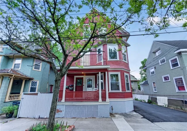Homes for sale in Providence, RI | 68 Whitmarsh St, Providence, RI 02907 | MLS# 1412915