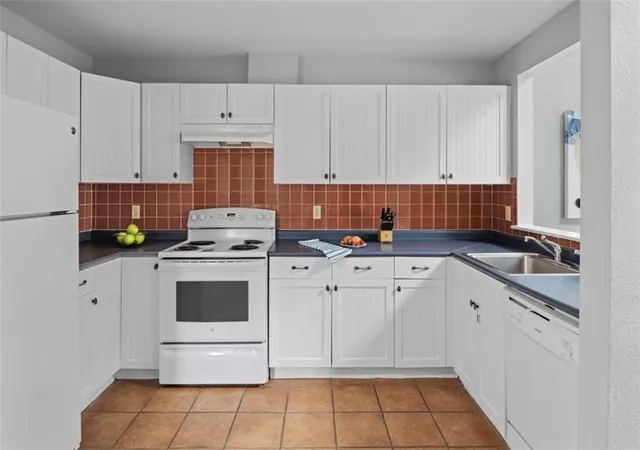 Photo 4 of Condo for sale at 150 Bay View Dr #4, Jamestown, RI 02835 | MLS# 1412637 | Listing updated on 2026-08-23