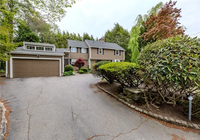 Photo 2 of Single family home for sale at 7 White Birch Rd, Cranston, RI 02920 | MLS# 1412918 | Listing updated on 2026-08-04