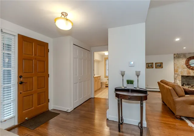 Photo 4 of Single family home for sale at 7 White Birch Rd, Cranston, RI 02920 | MLS# 1412918 | Listing updated on 2026-08-04