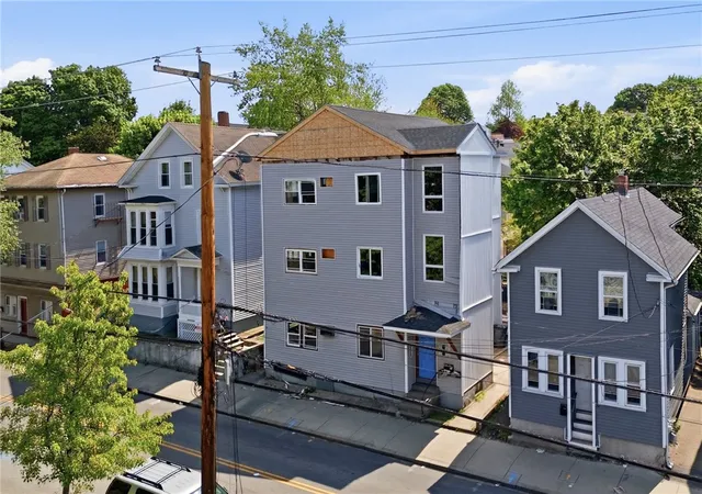 Homes for sale in Providence, RI | 884 Douglas Ave, Providence, RI 02908 | MLS# 1412773