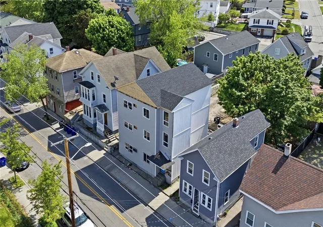 Homes for sale in Providence, RI | 884 Douglas Ave, Providence, RI 02908 | MLS# 1412773