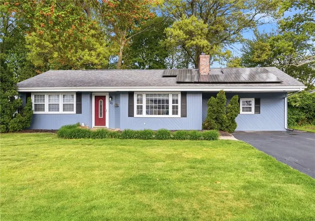 3rd image of 43 New Britain Dr, Warwick, RI 02889 | MLS# 1412890