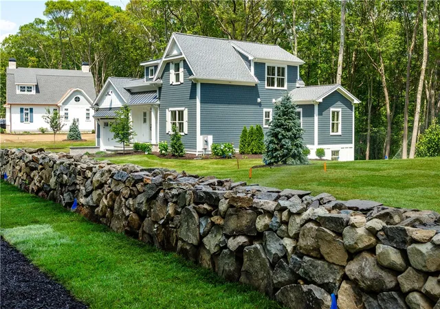 4th image of 510 Greenbush Rd, Warwick, RI 02818 | MLS# 1412976