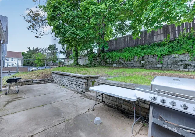 Homes for sale in Providence, RI | 368 Hawkins St, Providence, RI 02904 | MLS# 1413028