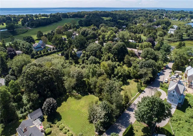 4th image of 6 Fox Run Run, Westerly, RI 02891 | MLS# 1412557