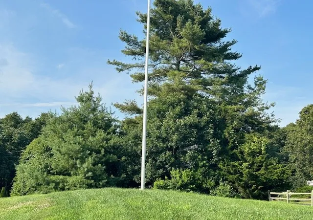 2nd image of 18 No Bottom Ridge Ridge, Westerly, RI 02891 | MLS# 1412558