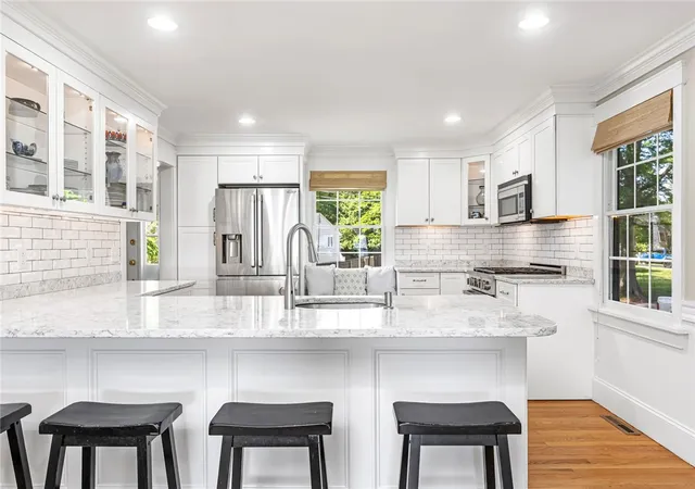 Photo 3 of Single family home for sale at 47 Meadowbrook Dr, Barrington, RI 02806 | MLS# 1412865 | Listing updated on 2026-07-21