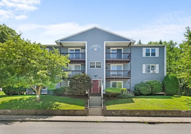 24th image of 283 Privilege St #4, Woonsocket, RI 02895 | MLS# 1412115