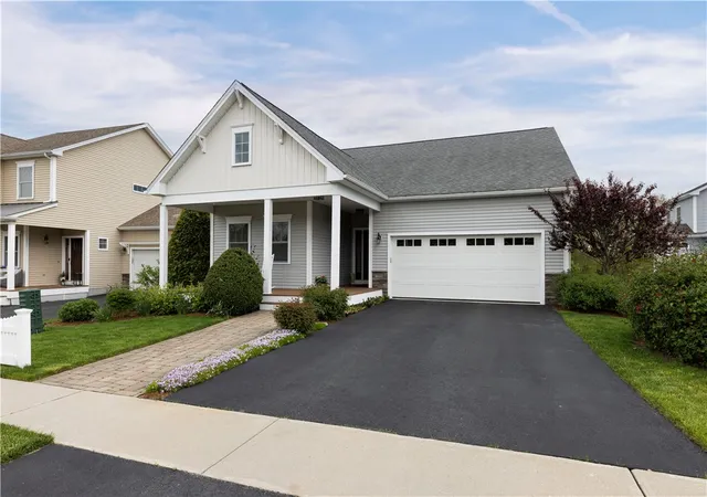 Homes for sale in North Kingstown, RI | 55 Morningside Dr, North Kingstown, RI 02852 | MLS# 1413131