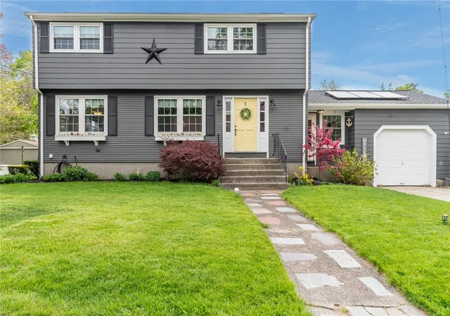 Homes for sale in East Providence, RI | 1 Leahy St, East Providence, RI 02916 | MLS# 1413184