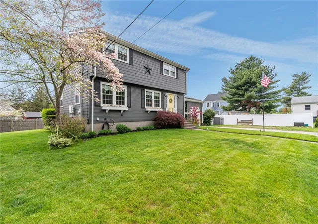 3rd image of 1 Leahy St, East Providence, RI 02916 | MLS# 1413184