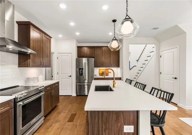 Homes for sale in East Providence, RI | 76 East Point Dr #24, East Providence, RI 02916 | MLS# 1413235