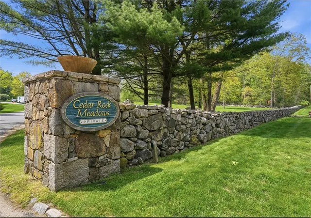 Homes for sale in East Greenwich, RI | 3 Cedar Rock Mdw, East Greenwich, RI 02818 | MLS# 1412941
