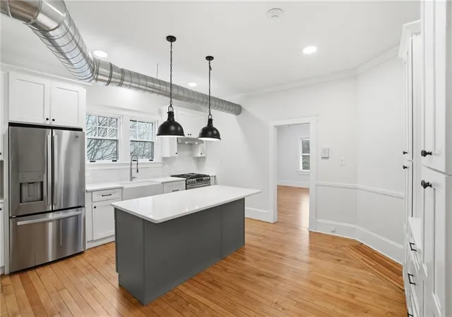 Homes for sale in Bristol, RI | 82 High St #1S, Bristol, RI 02809 | MLS# 1413326