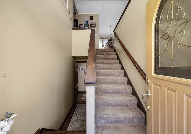 Homes for sale in Middletown, RI | 11 Renfrew Ave, Middletown, RI 02842 | MLS# 1413236