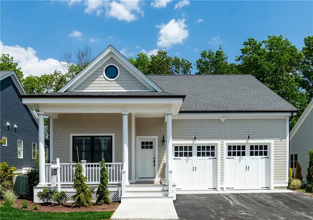 Homes for sale in Coventry, RI | 15 Hampton Rd #20, Coventry, RI 02816 | MLS# 1413107