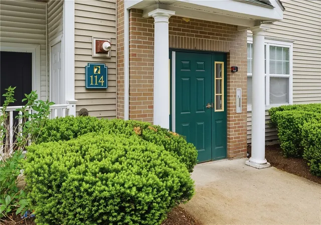 Homes for sale in Woonsocket, RI | 114 Mill St #303, Woonsocket, RI 02895 | MLS# 1412568