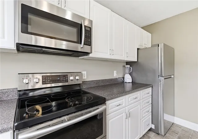 Homes for sale in Woonsocket, RI | 114 Mill St #303, Woonsocket, RI 02895 | MLS# 1412568