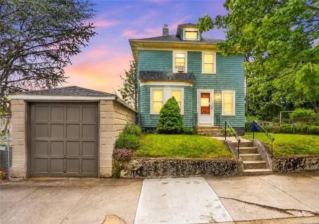 Homes for sale in Pawtucket, RI | 104 Fairview Ave, Pawtucket, RI 02860 | MLS# 1413304